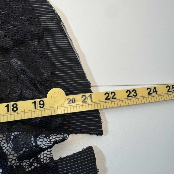 Y2K BKE Boutique Open Vest Ruffles Lace Women Size L - Picture 13 of 13